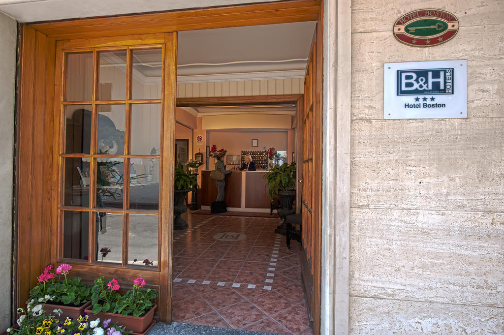 Hotel Boston Stresa Esterno foto